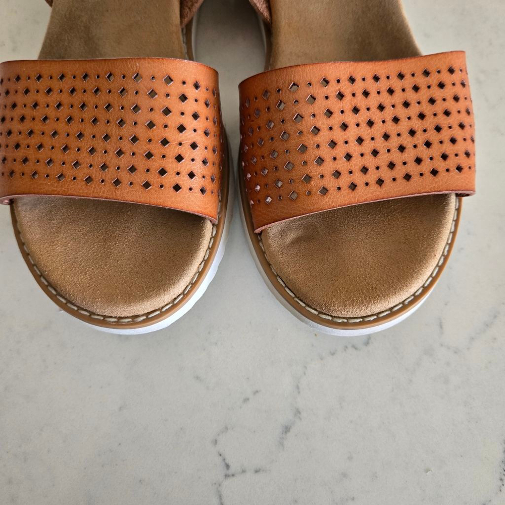 Women's BOBS from Skechers Brown & White Sandals Size 7 - Picture 9 of 9